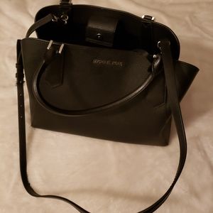 Black Michael Kors Tote
